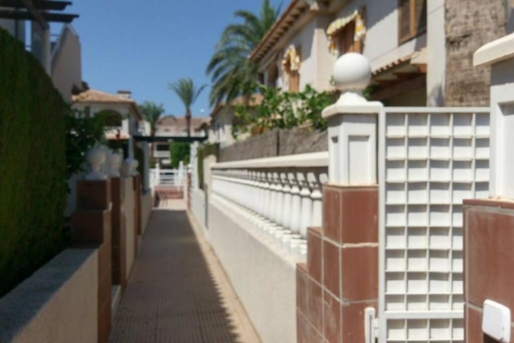 Apartamento La casa de la Palmera Torrevieja Exterior foto